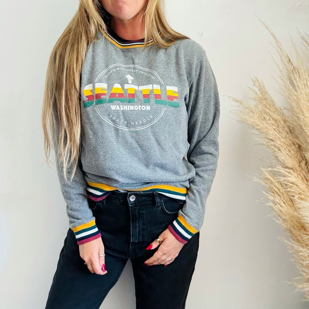 SEATTLE Space Needle Grey Gray Red Gold White Logo Stripe $85 Pullover Sweater S